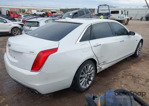 2016 Cadillac Ct6 Premium Luxury z USA, uszkodzony, nr VIN 1G6KF5RS1GU150004
